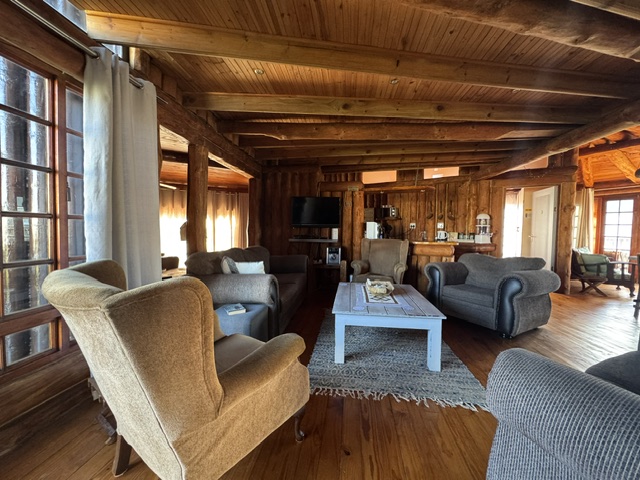 3 Bedroom Property for Sale in Boggomsbaai Western Cape